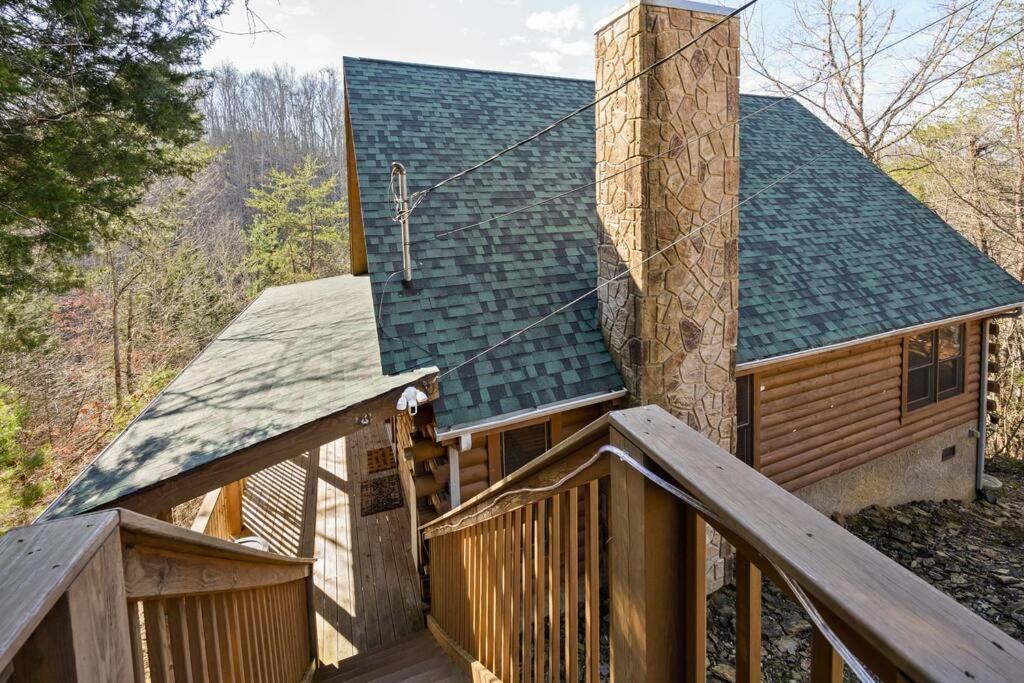 Beautiful 2 Bed Cabin With Hot Tub And Resort Pool Sevierville Luaran gambar