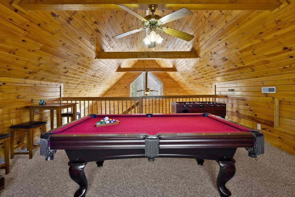 Beautiful 2 Bed Cabin With Hot Tub And Resort Pool Sevierville Luaran gambar