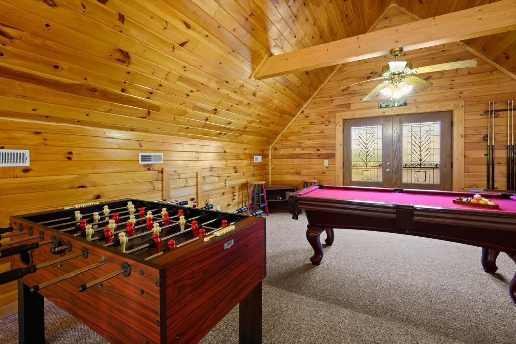 Beautiful 2 Bed Cabin With Hot Tub And Resort Pool Sevierville Luaran gambar