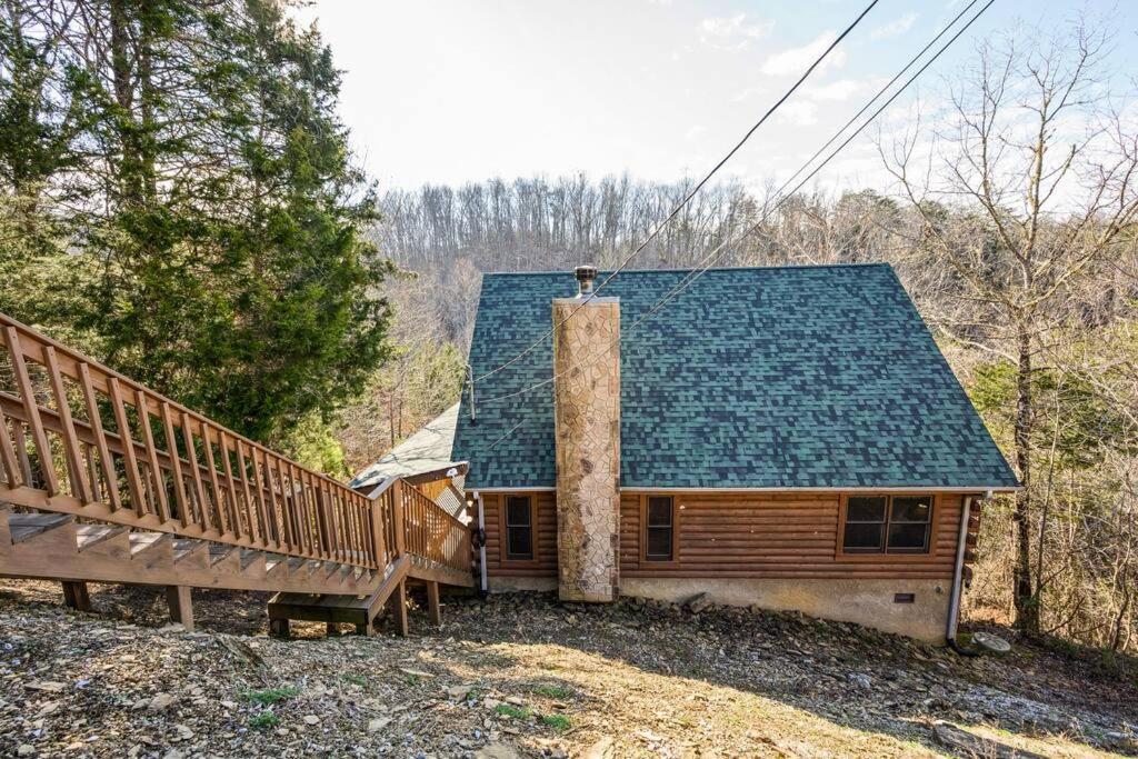Beautiful 2 Bed Cabin With Hot Tub And Resort Pool Sevierville Luaran gambar