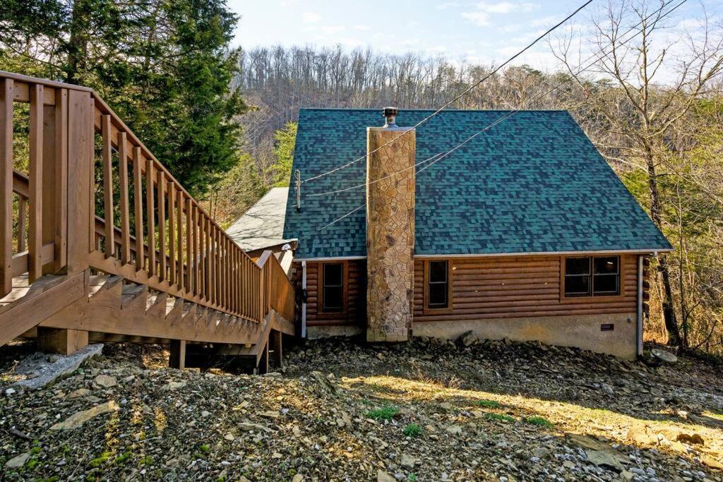 Beautiful 2 Bed Cabin With Hot Tub And Resort Pool Sevierville Luaran gambar